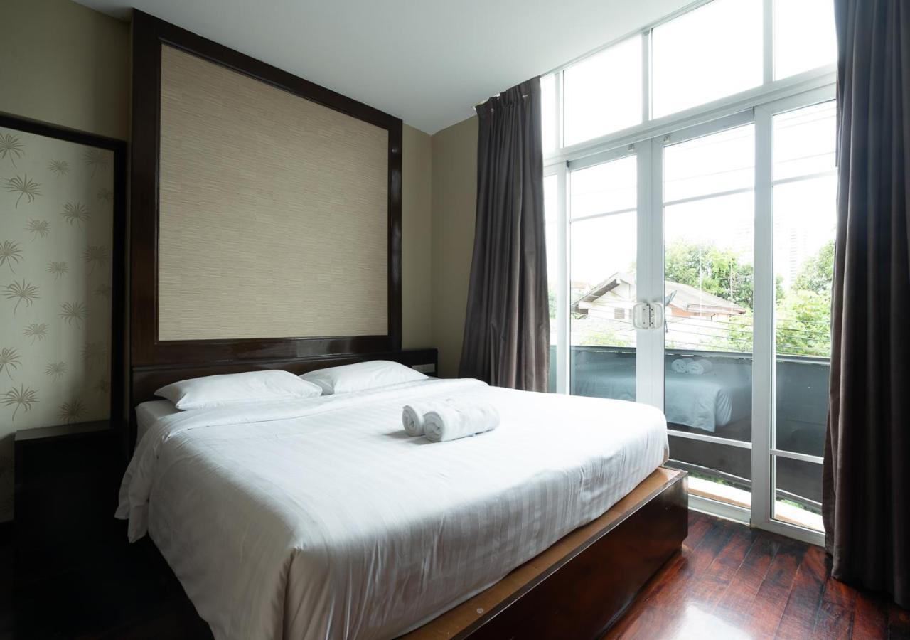 Greenview Ekkamai10 Suite Bangkok Kültér fotó