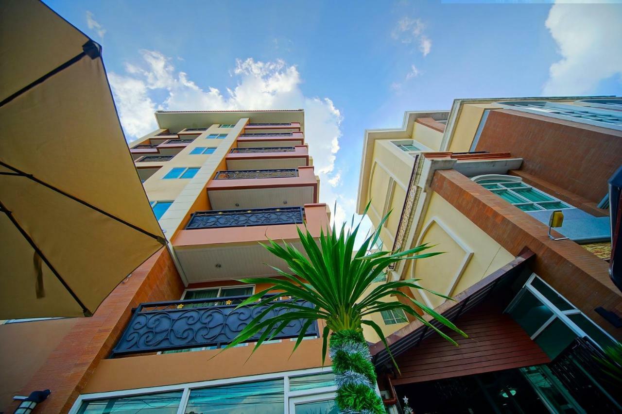 Greenview Ekkamai10 Suite Bangkok Kültér fotó